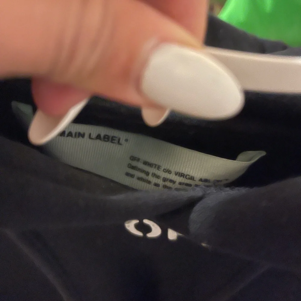Off-white oversized spray paint hoodie - Picture 3 of 5